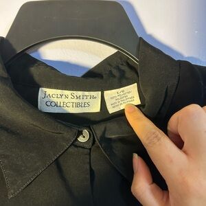Jaclyn Smith - black button up - size L